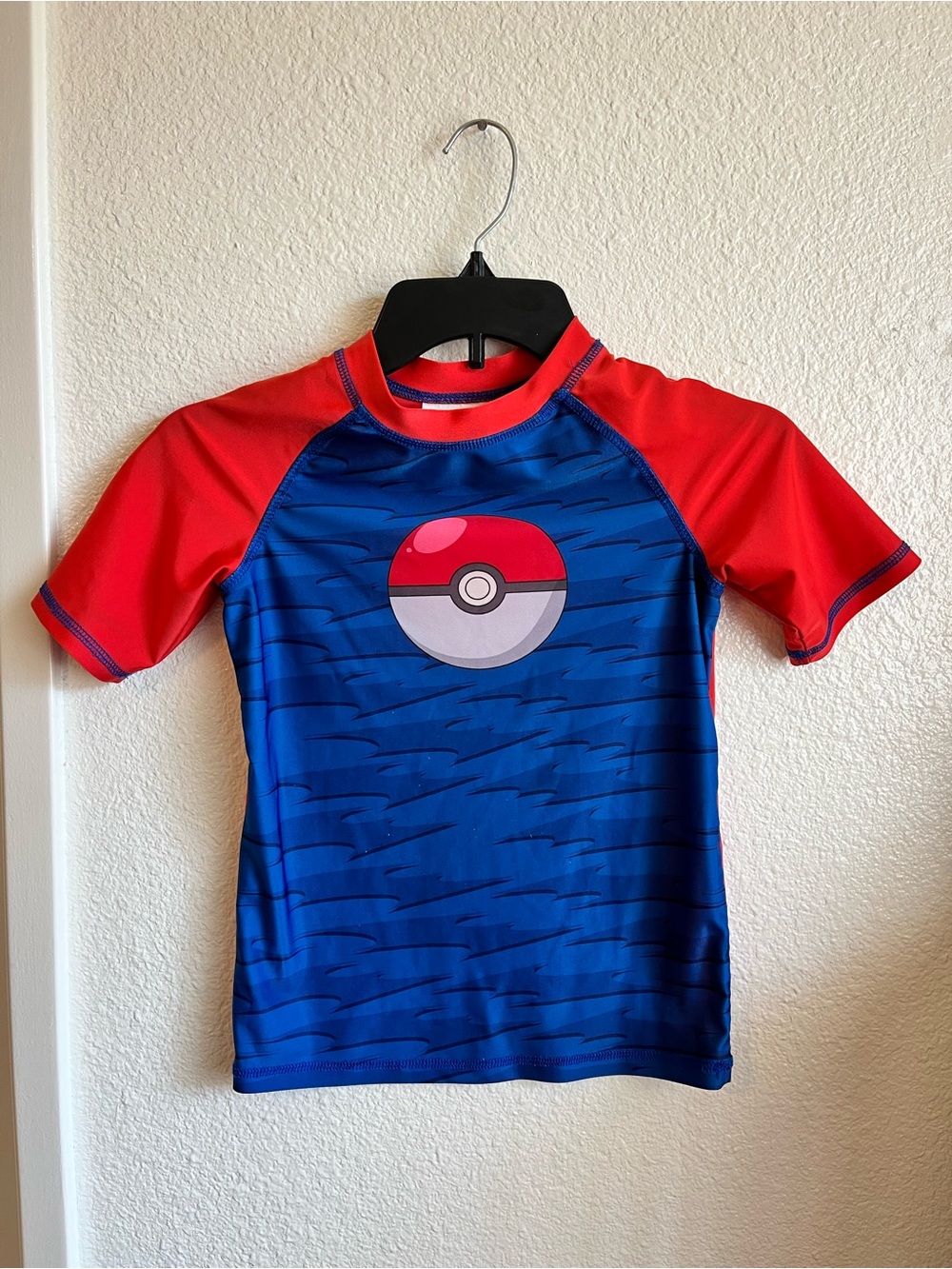 Pokémon Rashguard